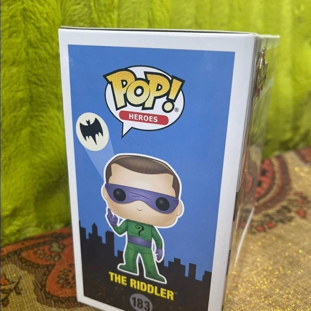 Funko Pop THE RIDDLER - Picture 4 of 7